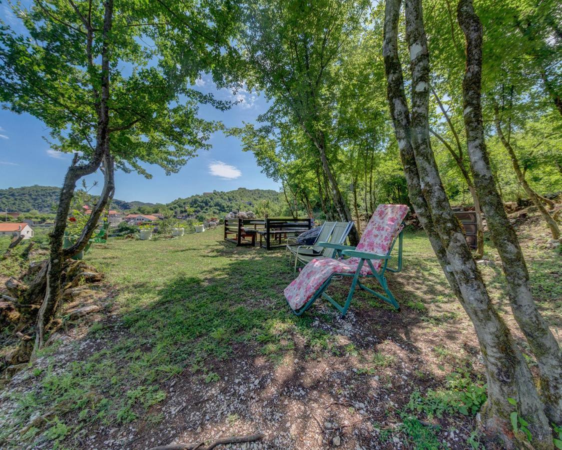 Holiday Home Pavle Rijeka Crnojevića Екстериор снимка