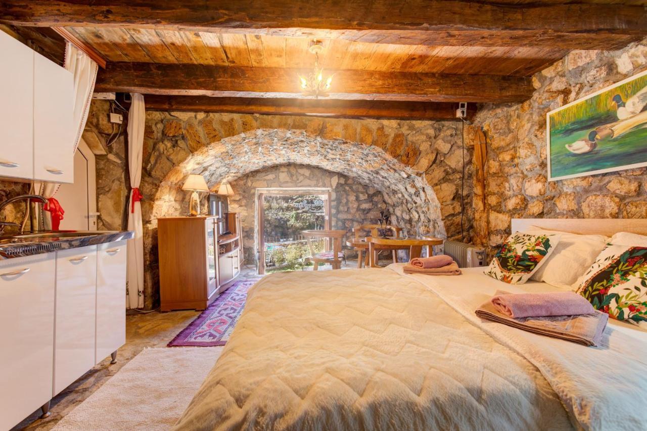 Holiday Home Pavle Rijeka Crnojevića Екстериор снимка