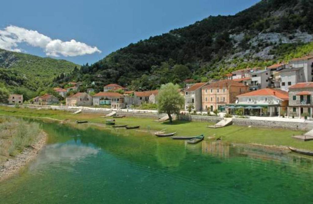 Holiday Home Pavle Rijeka Crnojevića Екстериор снимка